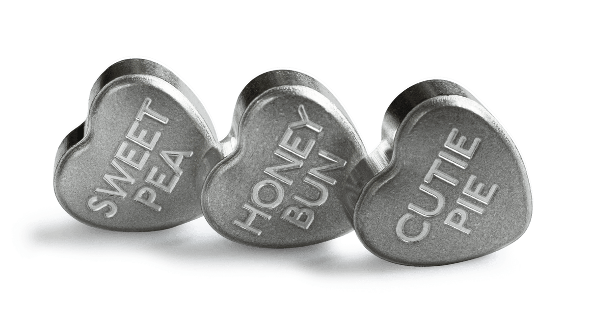 Smkssweethrt30g22-2022-sweethearts-candy-30g-pure-silver-3-hearts-set-3-x-10g-hearts