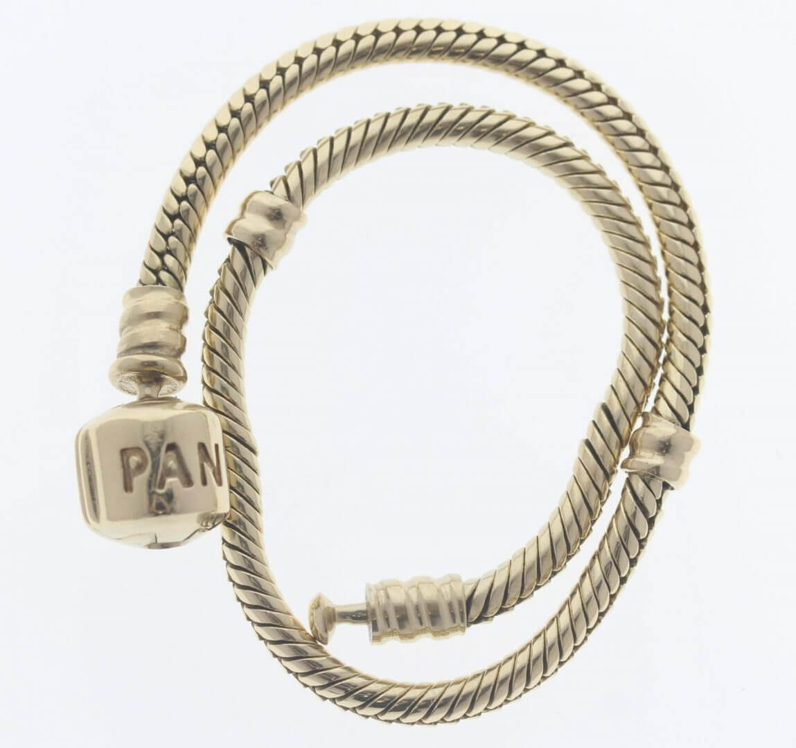 Pandora-moments-14ct-gold-charm-bracelet-550702-ale-585