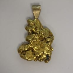 Natural australian gold nugget pendant - 6. 98g