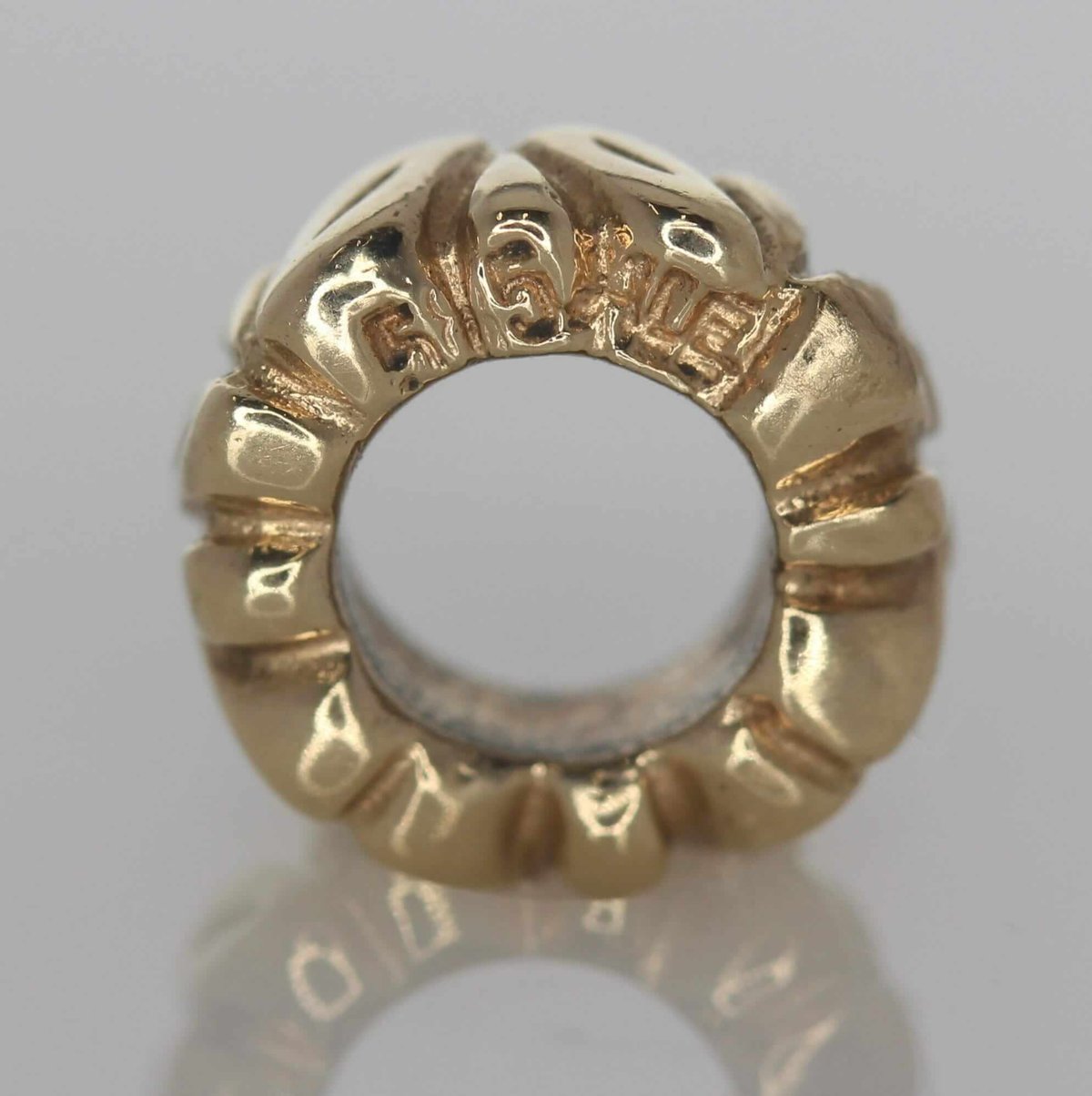 24101813-pandora-14ct-gold-leaf-spacer-charm-750241-retired-ale-585