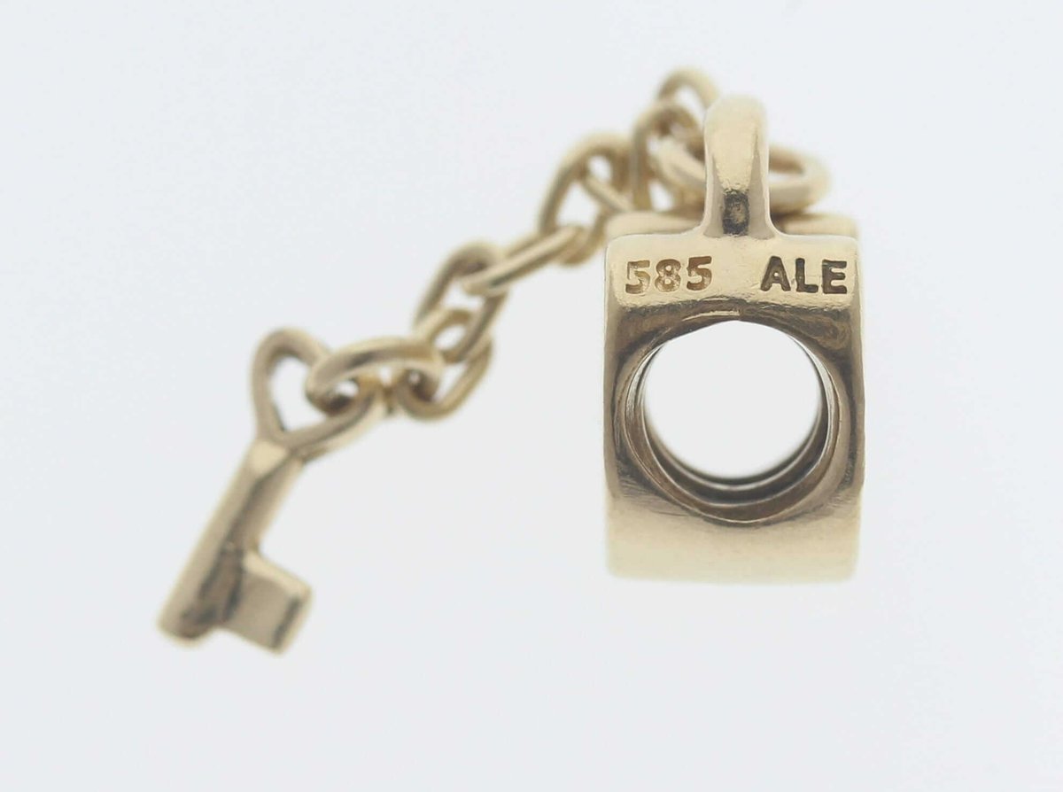 10121801-pandora-14ct-gold-key-to-my-heart-charm-750341-retired-ale-585