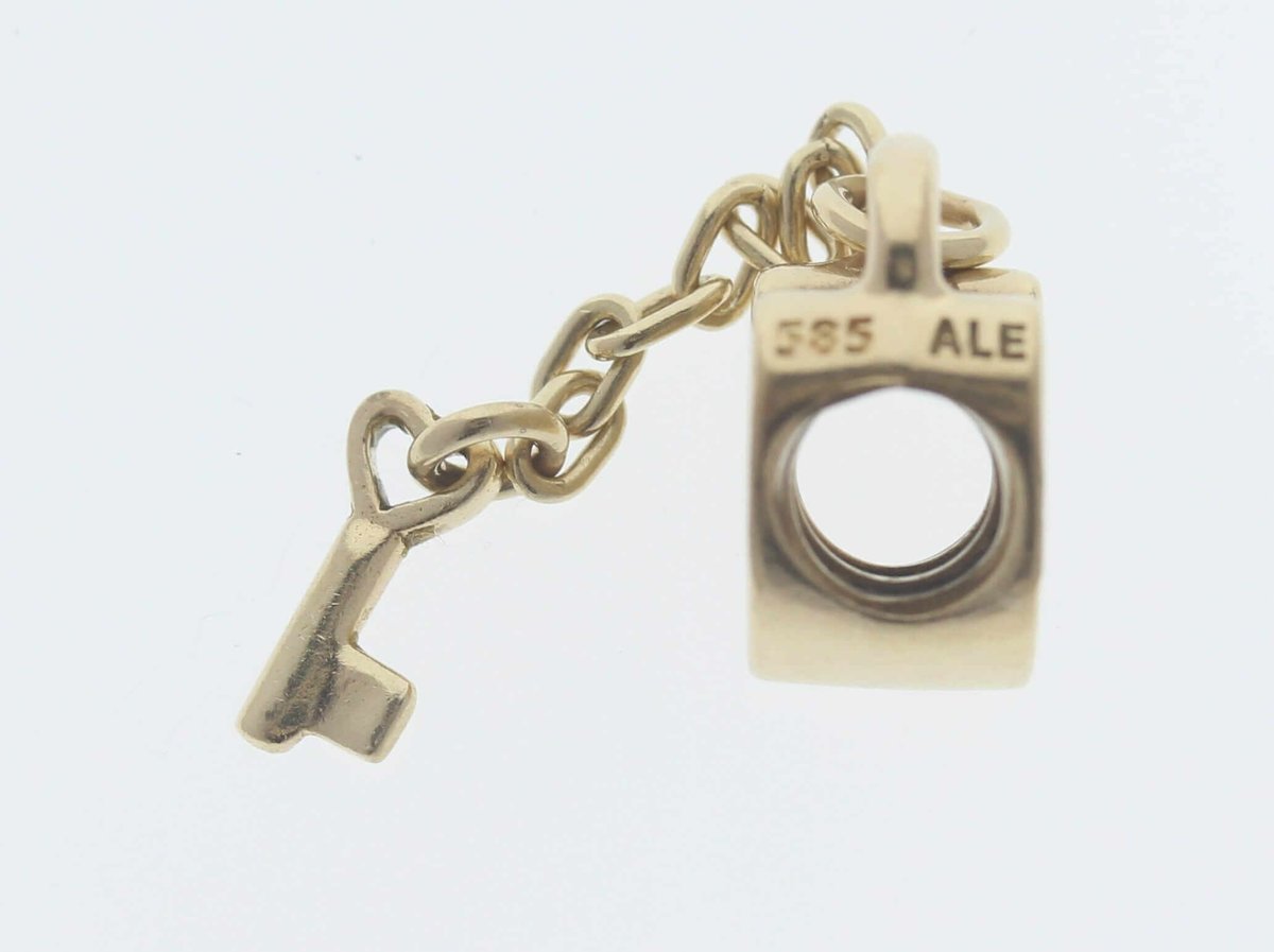 10121801-pandora-14ct-gold-key-to-my-heart-charm-750341-retired-ale-585