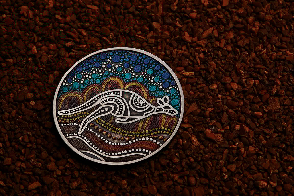 23n02aaa-2023-kangaroo-yongka-2oz-silver-antiqued-coloured-coin