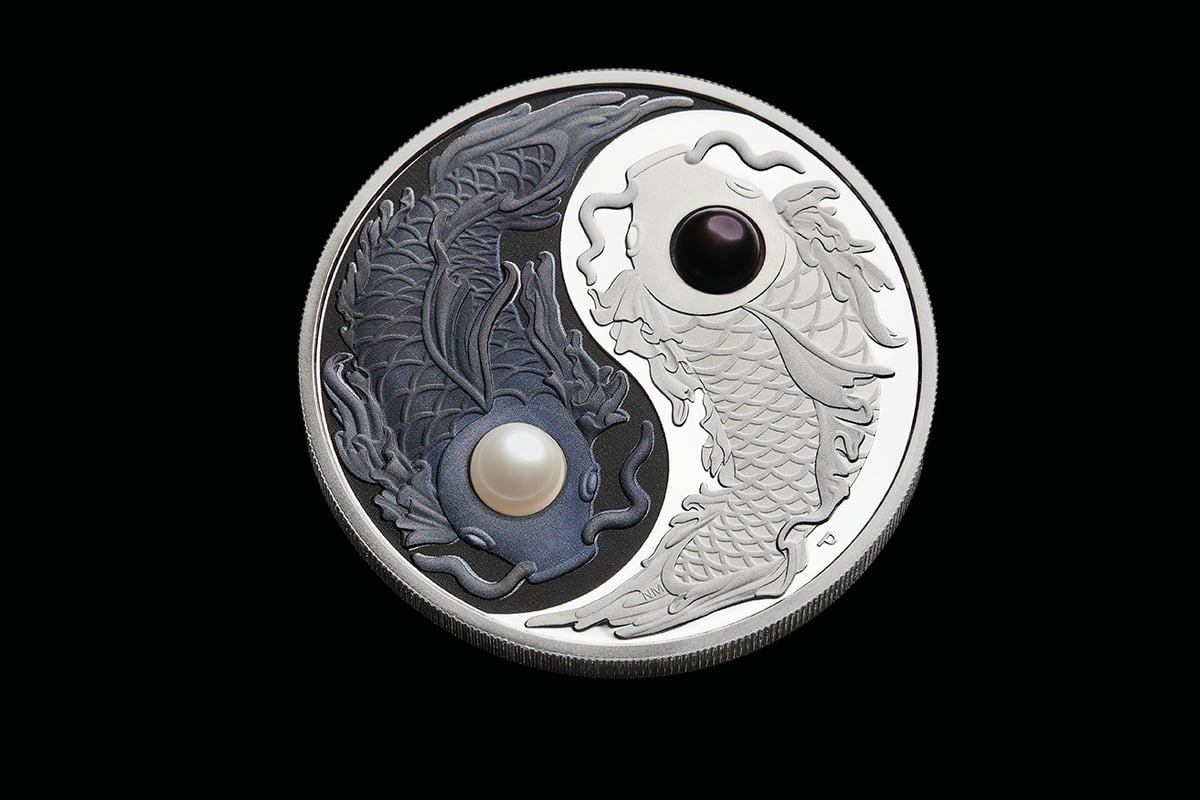24q66aaa-2024-yin-yang-koi-5oz-silver-proof-coin-with-pearls