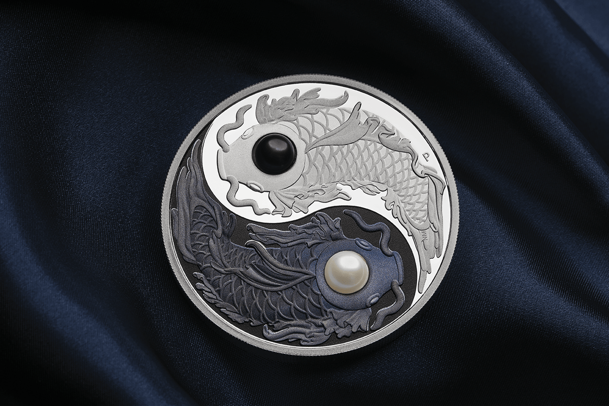 24q66aaa-2024-yin-yang-koi-5oz-silver-proof-coin-with-pearls